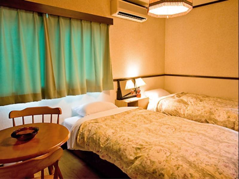 Pension Sumomo No Ki Oshino Экстерьер фото